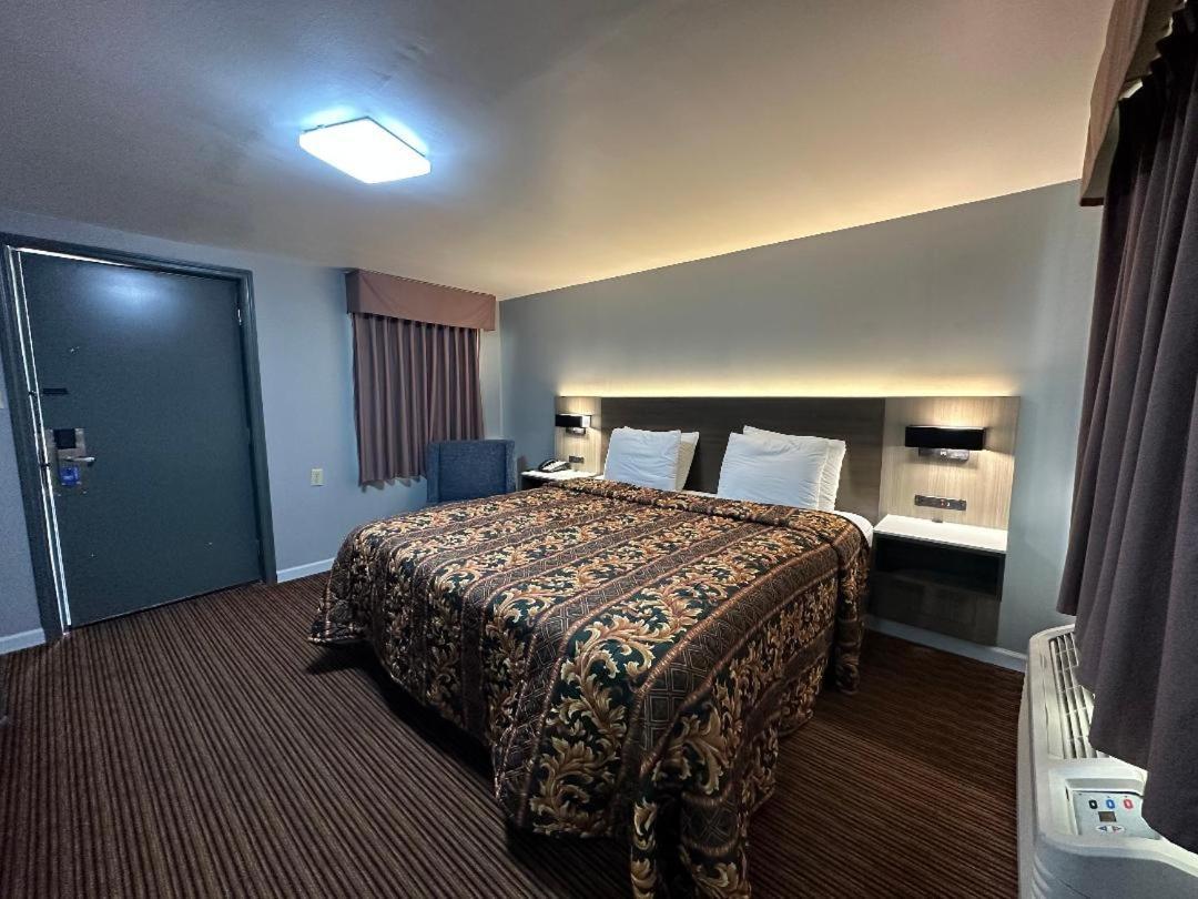 Rodeway Inn & Suites Walhalla Экстерьер фото