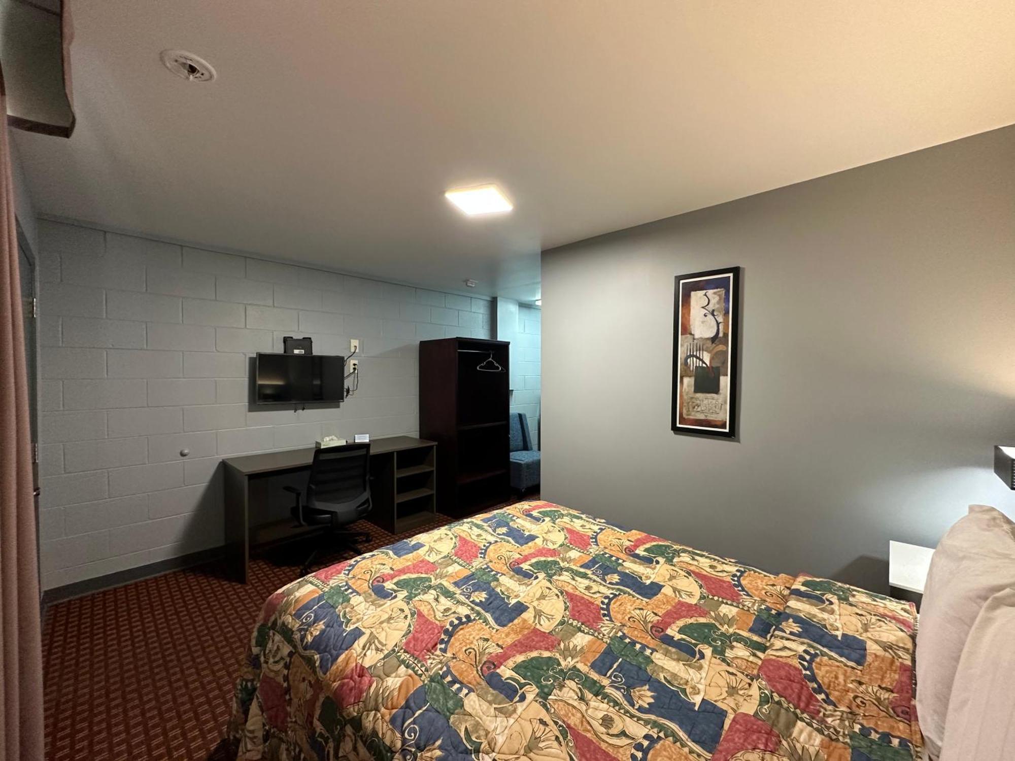 Rodeway Inn & Suites Walhalla Экстерьер фото